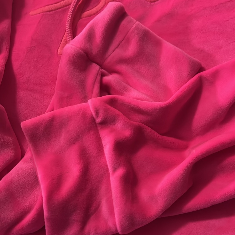 Super soft PINK velour hot pink hoodie with pockets. - Picture 4 of 5